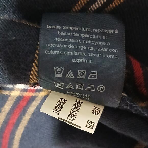 TOMMY HILFIGER Women's XL Adjustable-Sleeved Blue/Red/Cream  Plaid Flannel Shirt - Picture 12 of 12